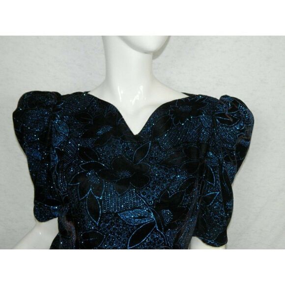 Jessica McClintock Dress Vintage Black Velvet Blue Sparkles Open Back Size 8 - Picture 7 of 13